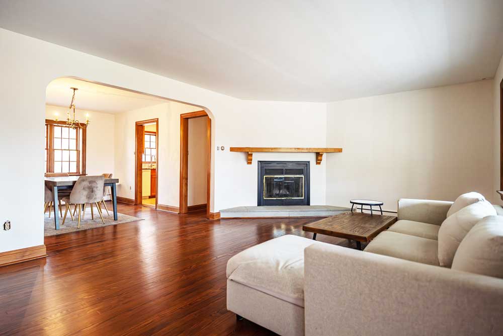 Freshly repainted light colored walls living room and dining room in Newtown city in Pennsylvania