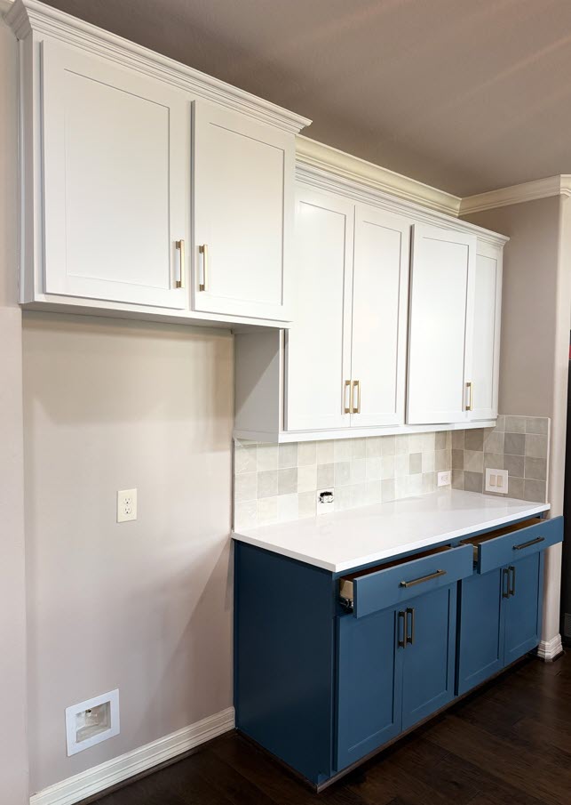 Cabinet Painters Detroit MI